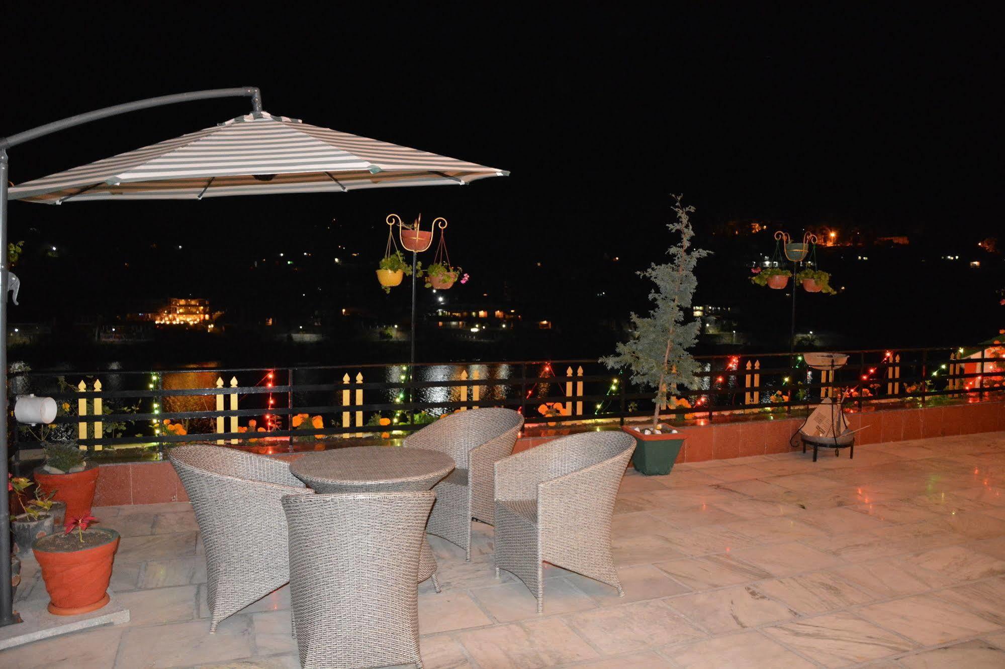 Harshikhar Hotel Bhīm Tāl Εξωτερικό φωτογραφία